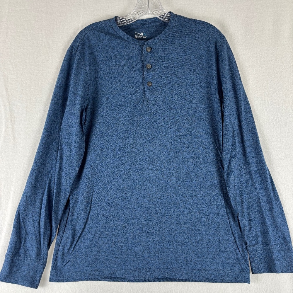 Croft and barrow, Henley, Three button, Blue Blend, Extra Soft, Shirt, Size M
